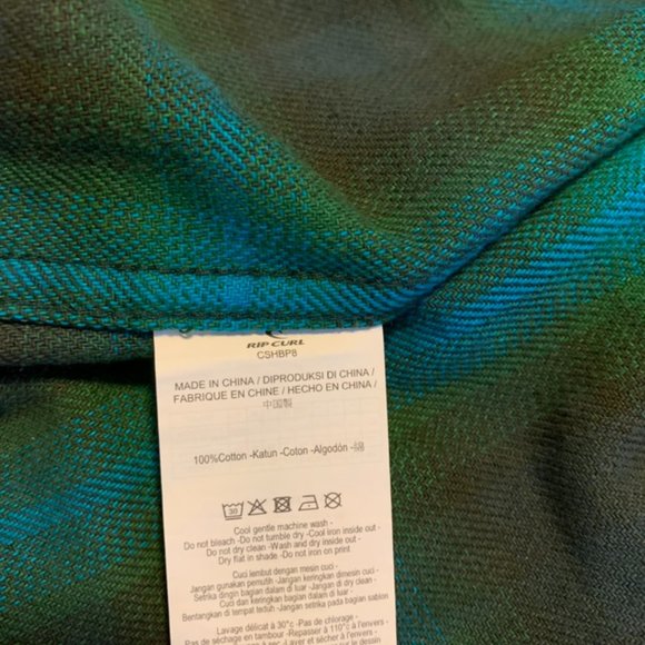 Rip Curl Flannel - Picture 8 of 9